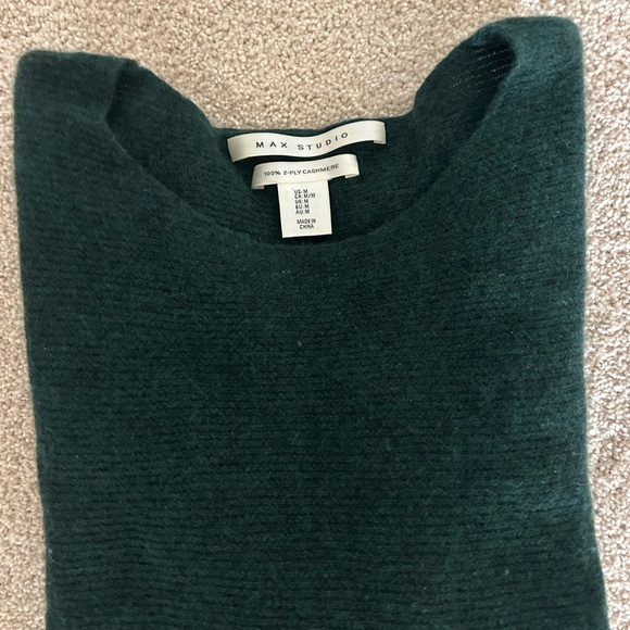 Max Studio Dark Green 100% Cashmere Sweater - Picture 1 of 4
